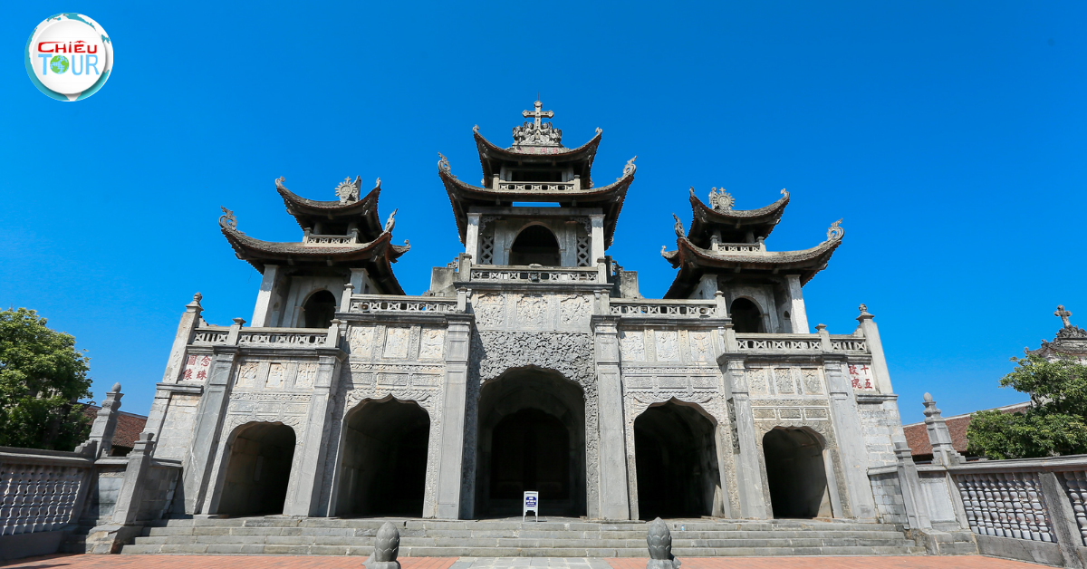 The Phat Diem Ninh Binh Cathedral