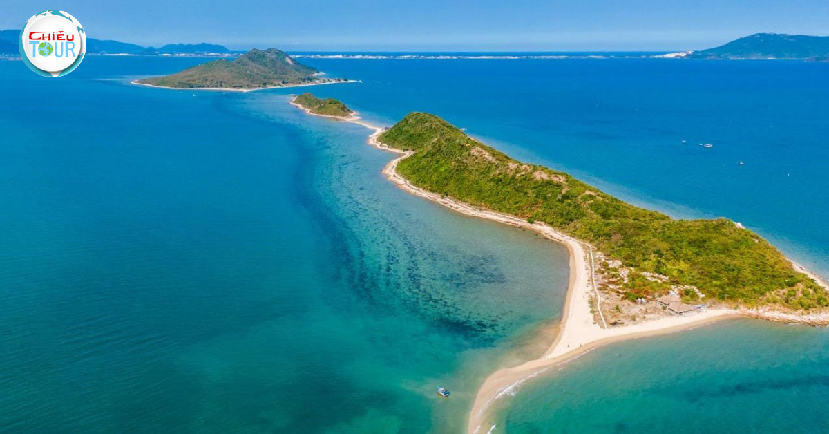 Điệp Sơn: The Magical Pathway in the Ocean 